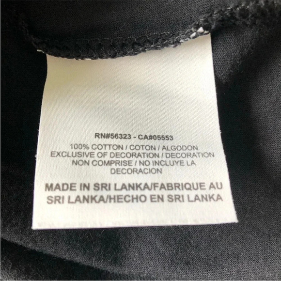 Nike *Play Maker* Slim Fit Women’s T-shirt in black & yellow felt text in medium - Picture 6 of 6